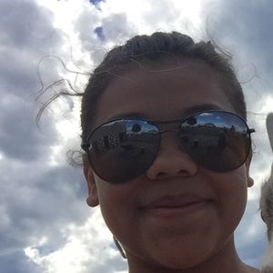 Meet your Posher, Allison