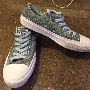 Gray/turquoise unisex converse