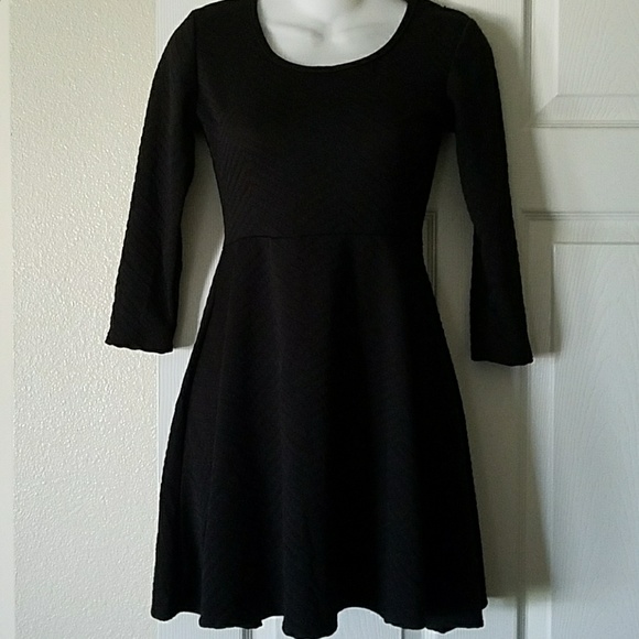Dresses & Skirts - Black skater dress