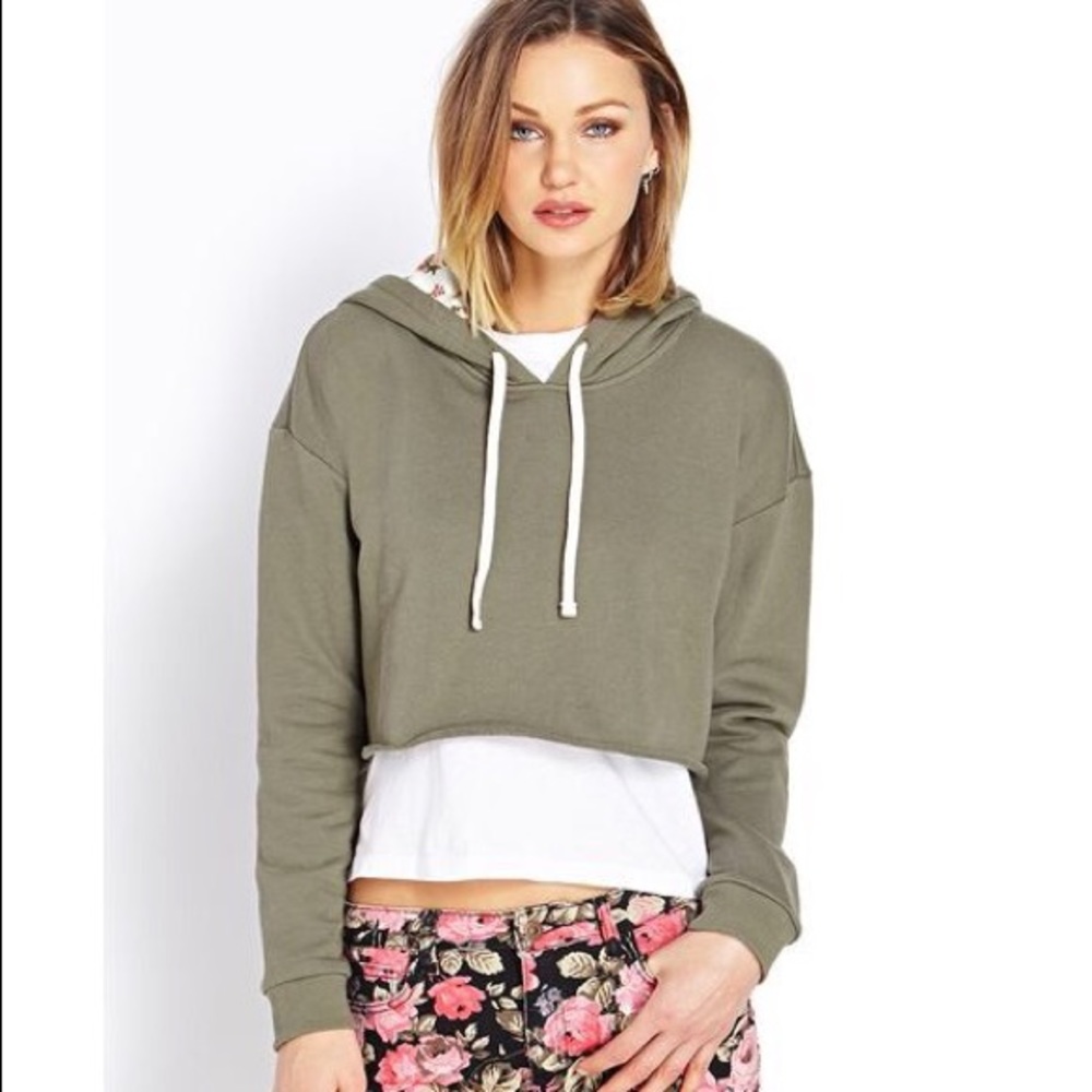 NWOT Green Cropped Hoodie