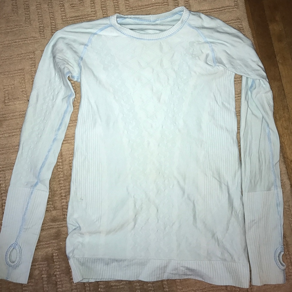 Lulu Lemon top