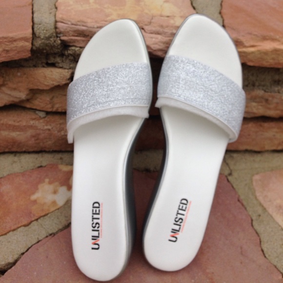 🌸Adorable sandals🌸 - Picture 7 of 7