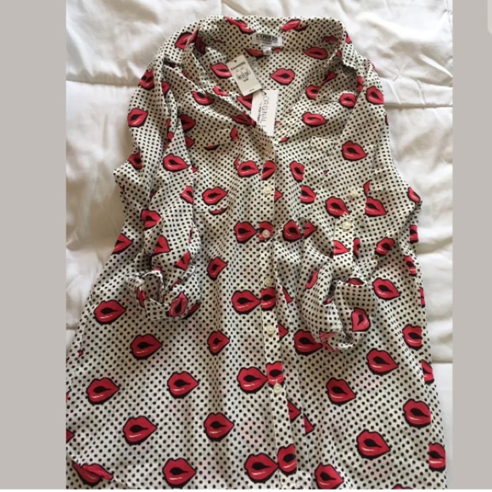 ISO LIPS portofino Express shirt in M, L, or XL