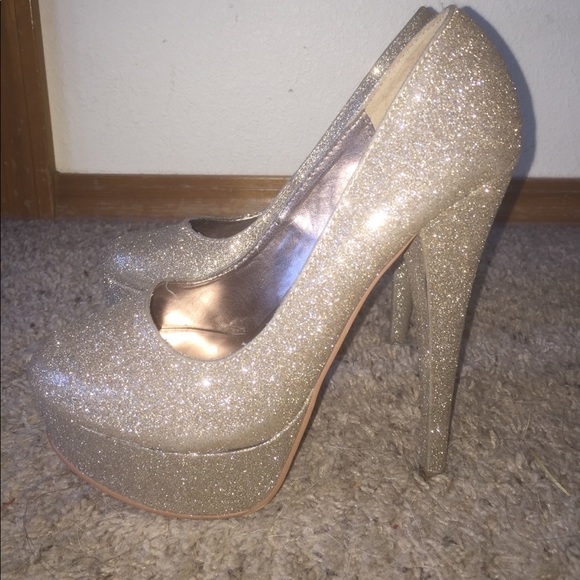 Steve Madden glitter heels - Picture 2 of 3