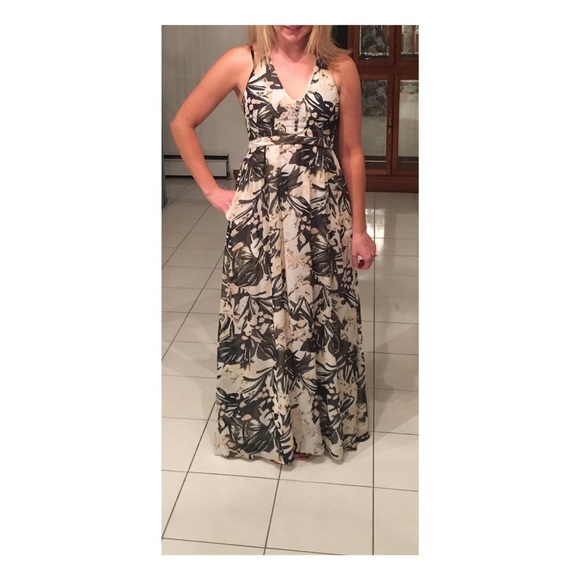 H&M Dresses & Skirts - H&M Maxi Dress