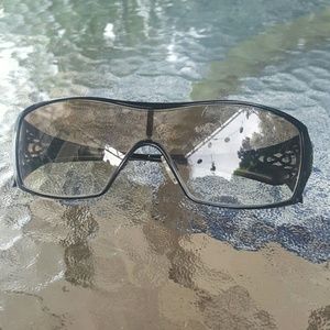 💯 Authentic Oakley Dart Sunglasses