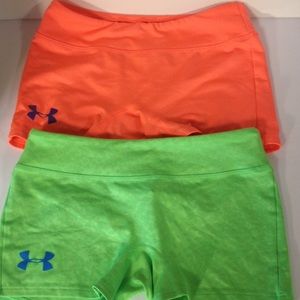Under Armour heat gear fitted booty shorts YM 2 pair together