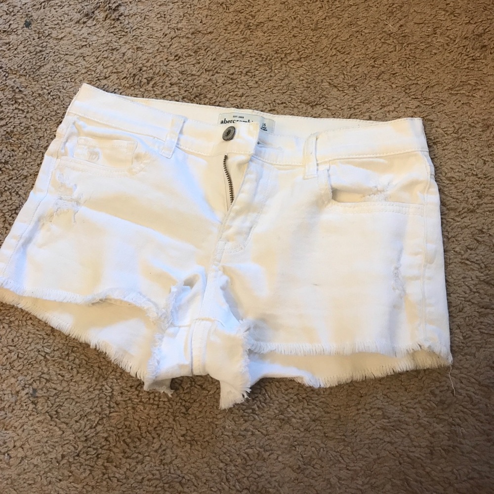 Abercrombie and fitch kids shorts.