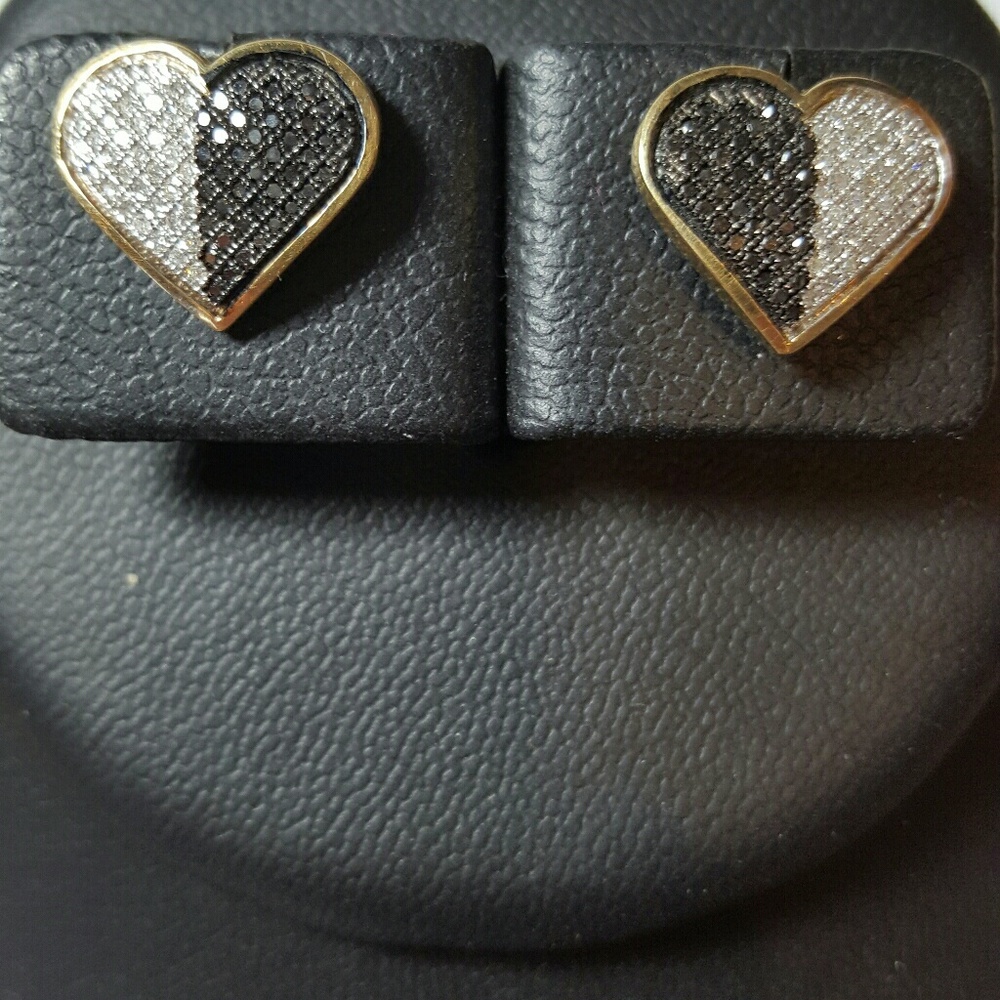 10k heart diamond earrings