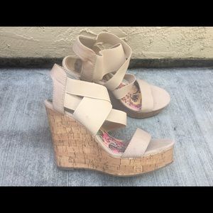 Madden Girl nude wedges