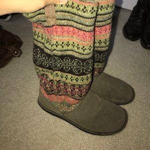 KEEN winter boots