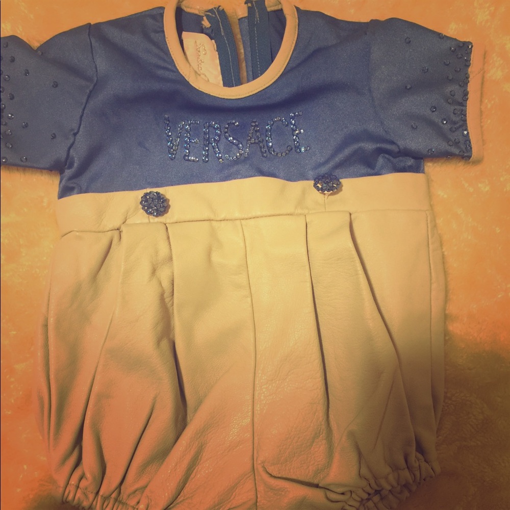 Bubble romper royal blue w hat