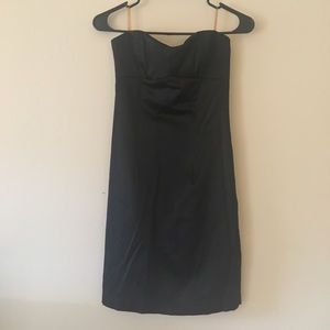 Strapless LBD