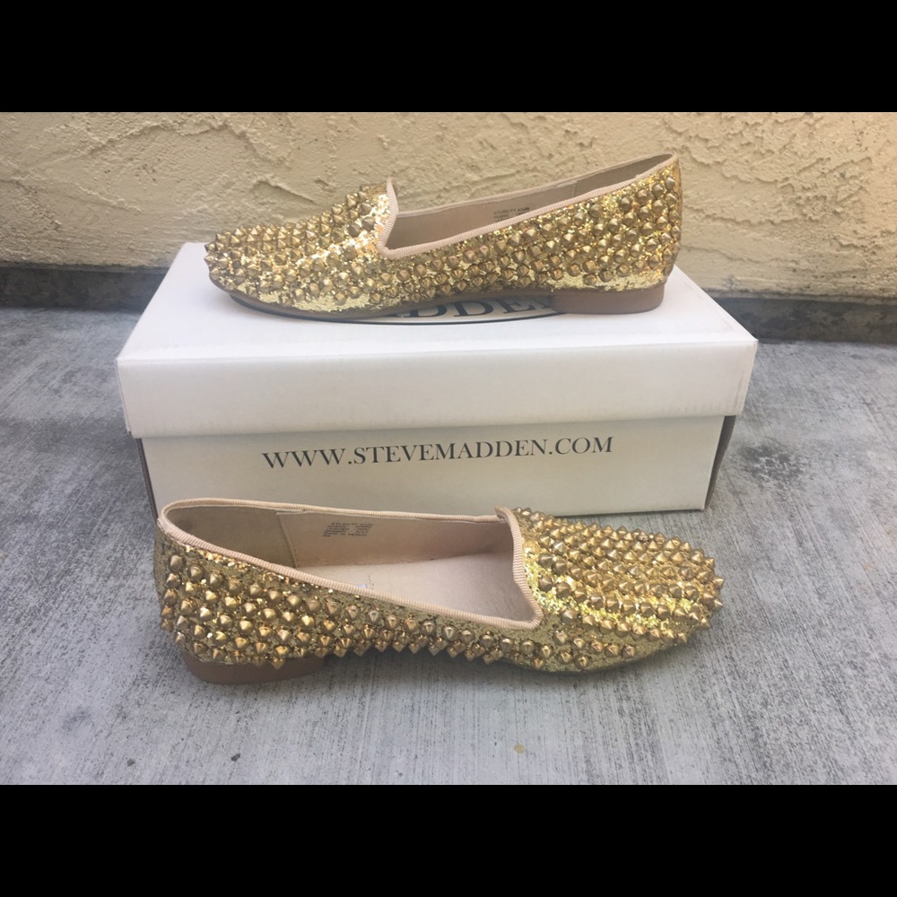 Steve Madden studded gold flats