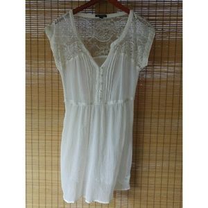 American Eagle Lace Dress