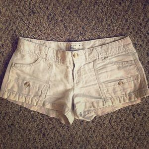 Light weight linen shorts