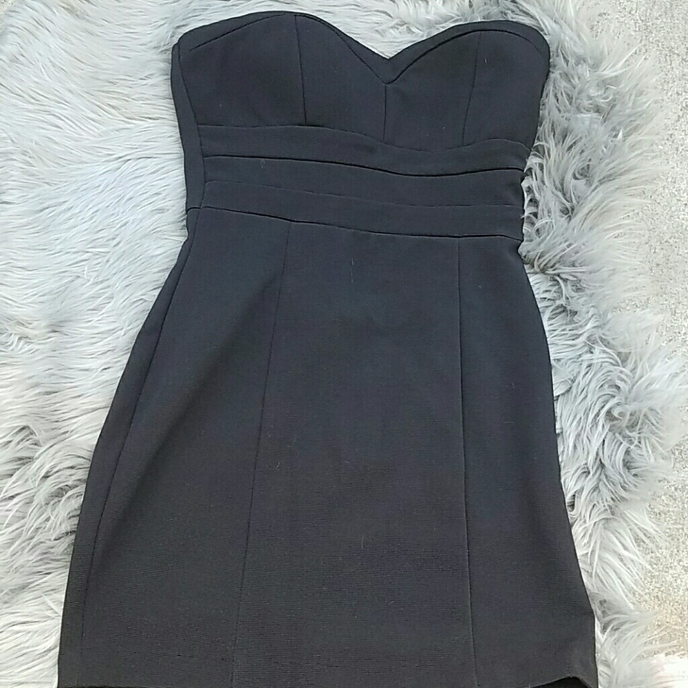 Forever 21 tight stta short black dress size Small