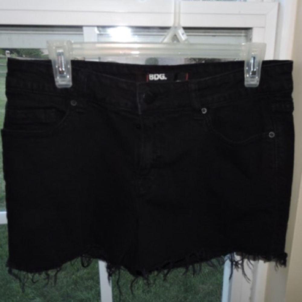 NWOT UO BDG black shirts size 30