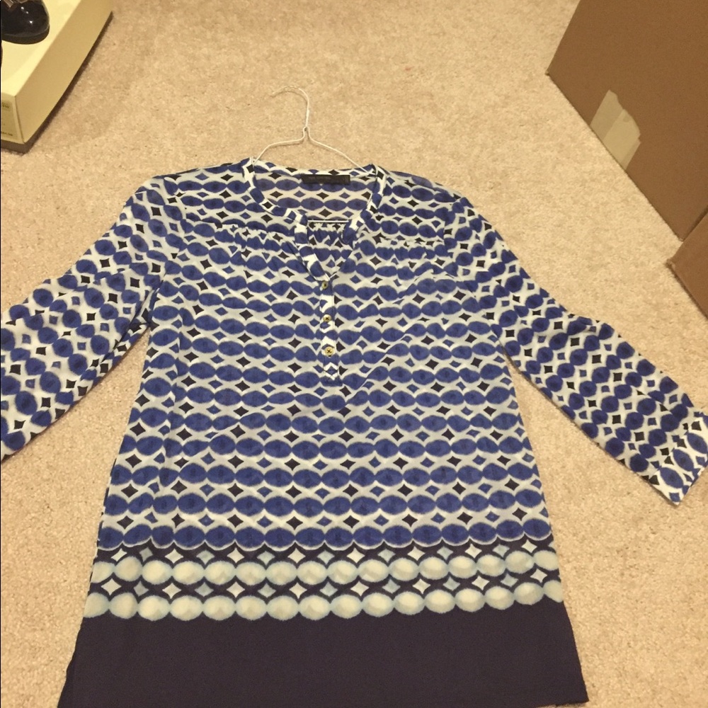 The Limited sheer 3/4 sleeve top