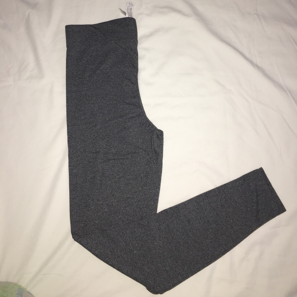 ❤️PLEASE BUY❤️ F21 Gray Leggings