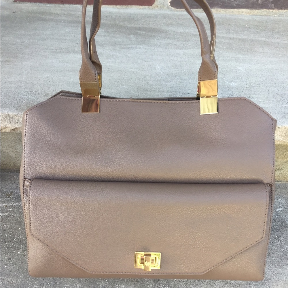 🎉 FINAL PRICE 🎉  NWT Ann Taylor Handbag