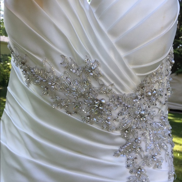 Mori Lee satin bubble gown wedding dress - Picture 5 of 7