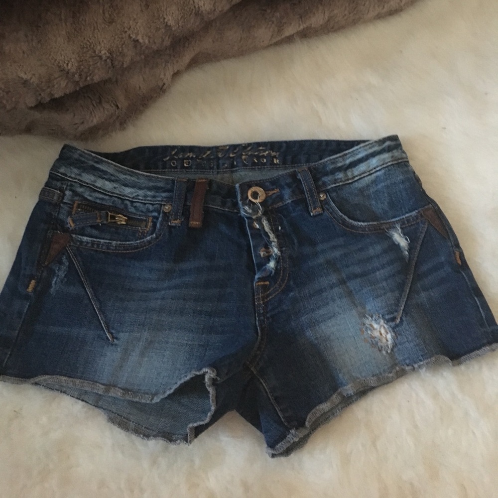 Rerock by express distressed denim shorts