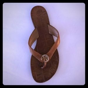 Tory Burch left foot flip flop
