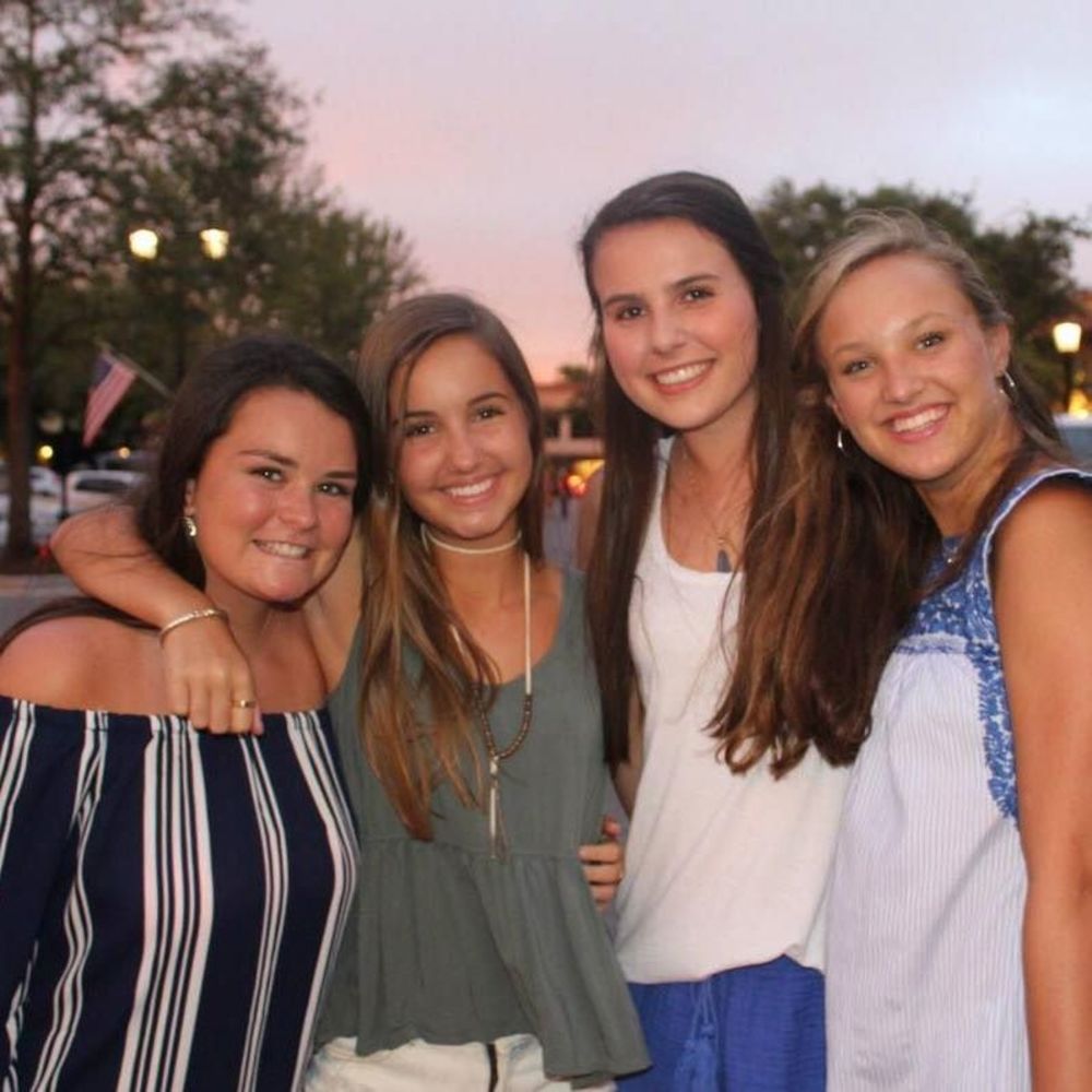 Meet your Posher, Avery