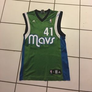 Dirk Nowitzki Jersey