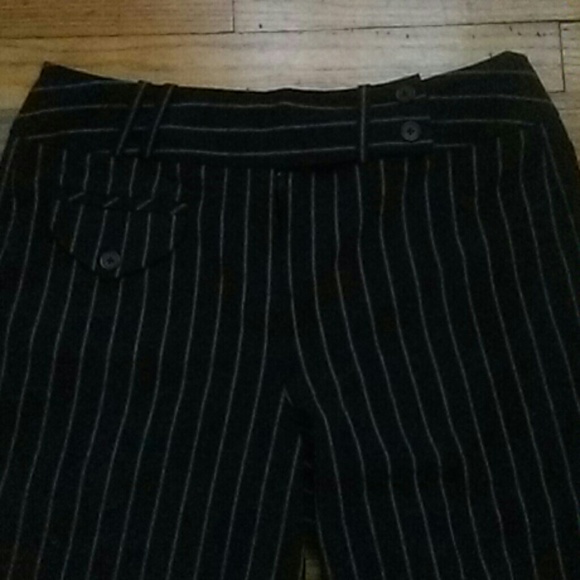 Larry Levine black & white pin stripe skort - Picture 2 of 3