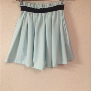 Anthropologie Everly skirt with pockets