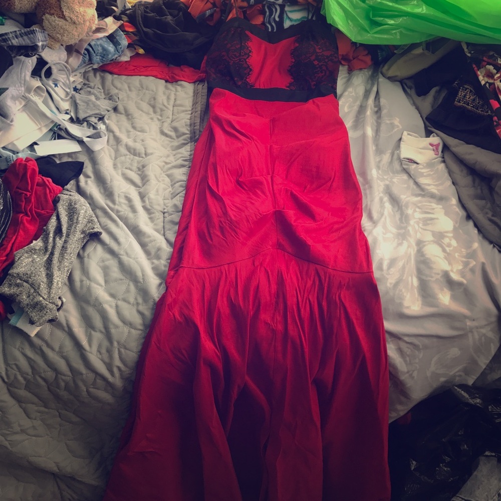 Red and black mermaid dress