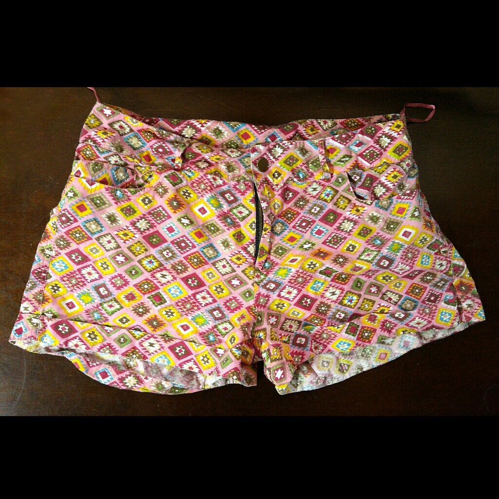 Pattern Shorts