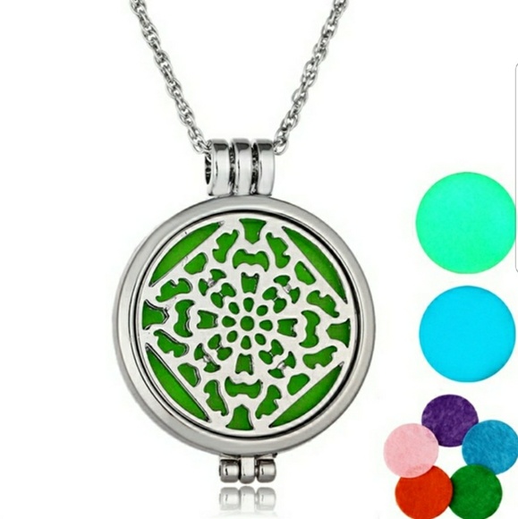 Diffuser Necklace Gold & Rose Gold - Picture 3 of 5