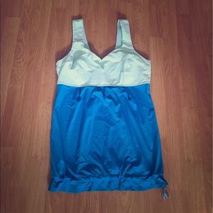 ✨🏃🏽‍♀️Blue Workout Top by Lululemon🏃🏽‍♀️✨