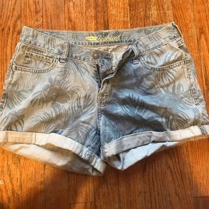 Boyfriend Jean shorts