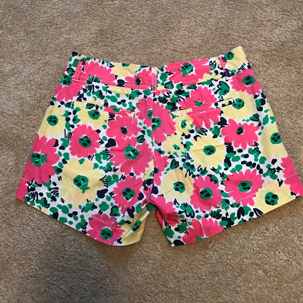 Lilly Pulitzer Shorts Gently Worn! - Picture 2 of 3