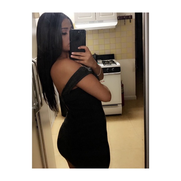 Body con dress - Picture 2 of 4