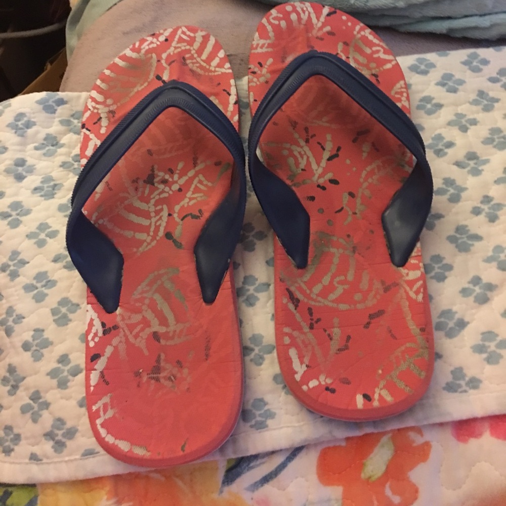 Vineyard vines flip flop