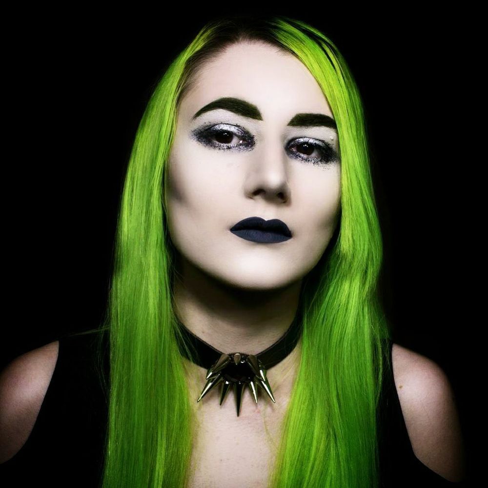 Meet your Posher, Steph