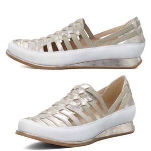 Stuart Weitzman Move In Strappy Sneaker - Sz 12
