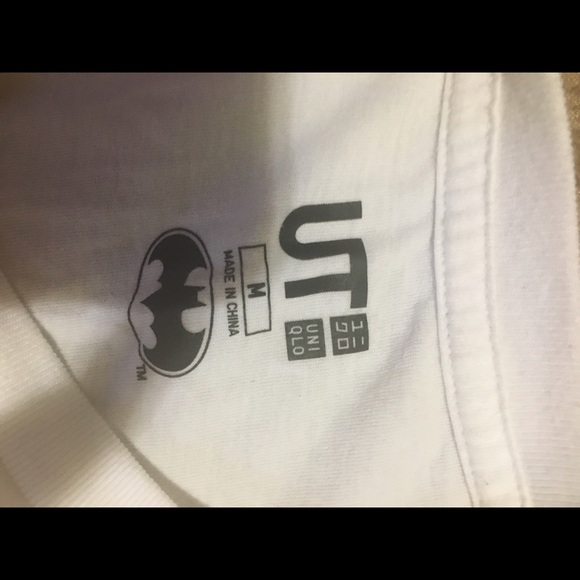 Uniqlo x Batman Tee-Shirt - Picture 2 of 2
