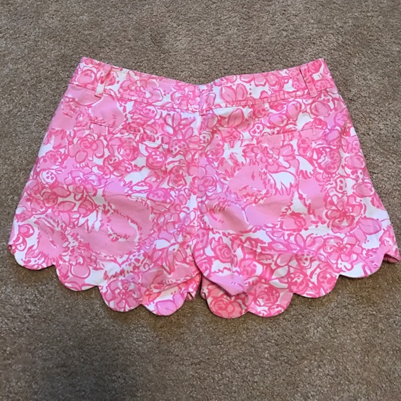 Lilly Pulitzer Buttercup Shorts! Worn once!!! - Picture 2 of 4