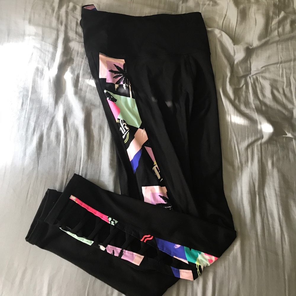 Victoria's Secret PINK athletic leggings - Picture 3 of 3