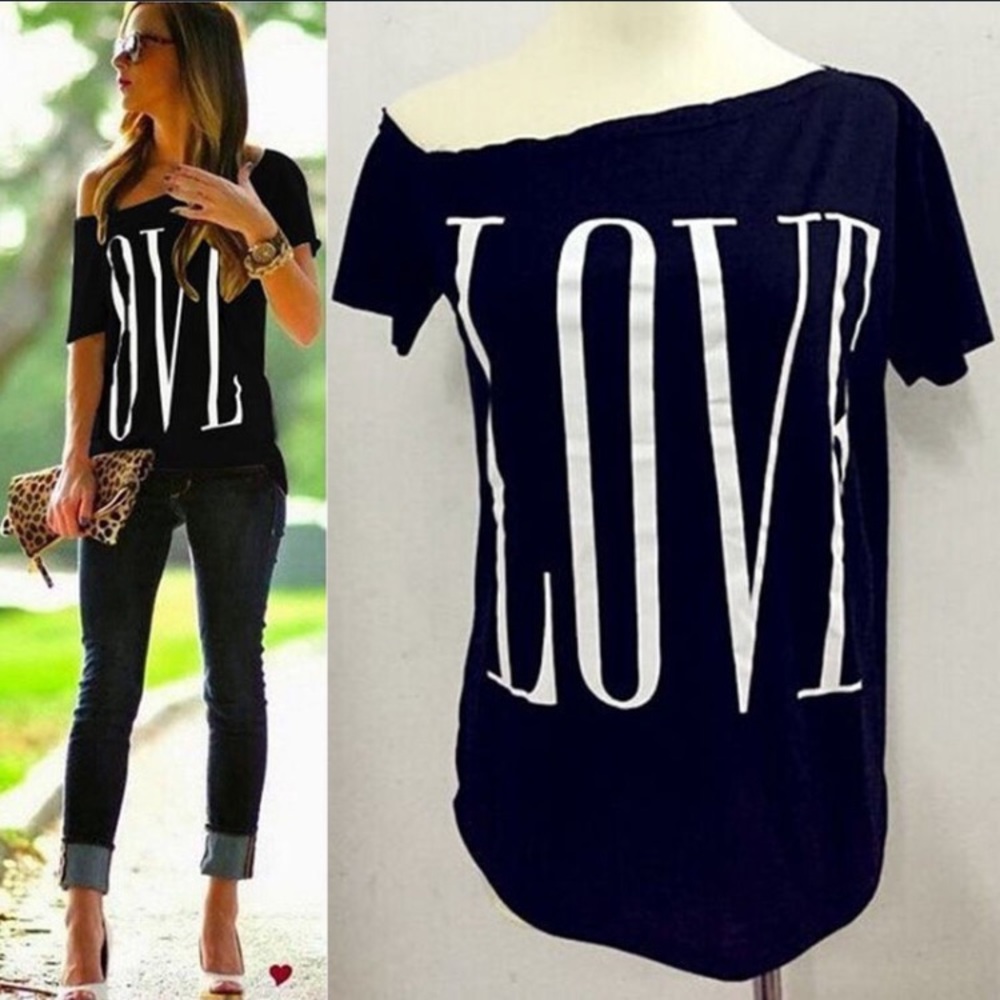 Off the shoulder "Love"Tee