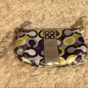 LADIES WRISTLET MADE BY COACH EXCELLENT CONDITION