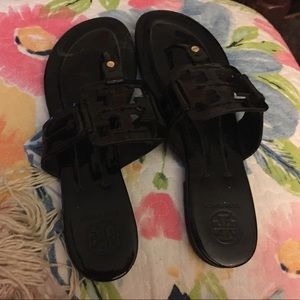 Tory butch sandals