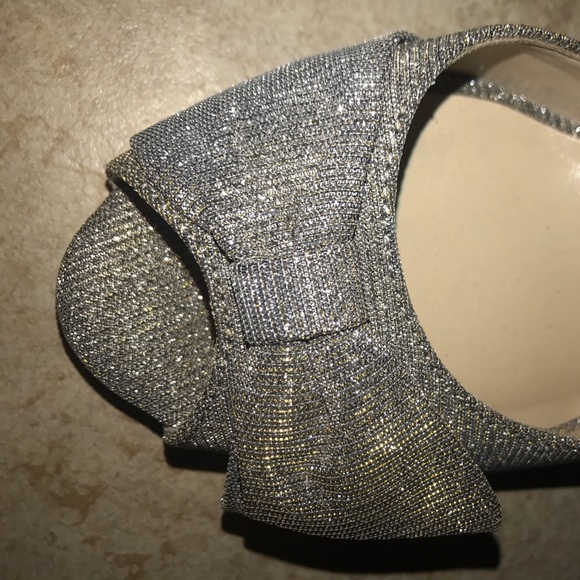 Sparkly silver-gold heels! Worn once! - Picture 5 of 5
