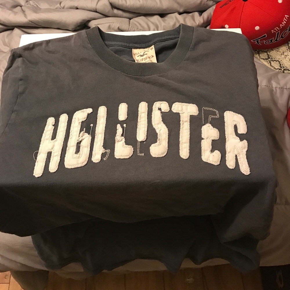 Hollister shirt